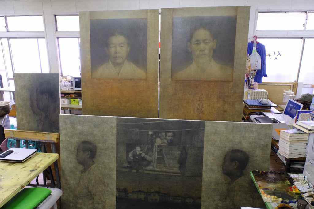朝鮮大学校美術学科のアトリエにあった作品